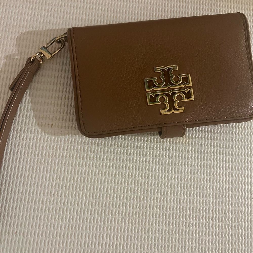 Tory Burch Britten smart phone Brown Leather Wristlet